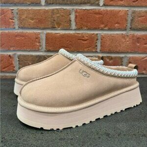 Ugg Tazz Tasman Platform Slipper in chestnut